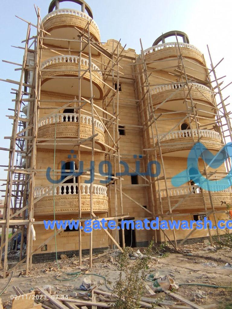 الحجر الهاشمي: أنواعه واستخداماته ومقارنة مع الحجر الأبيض الأزازي