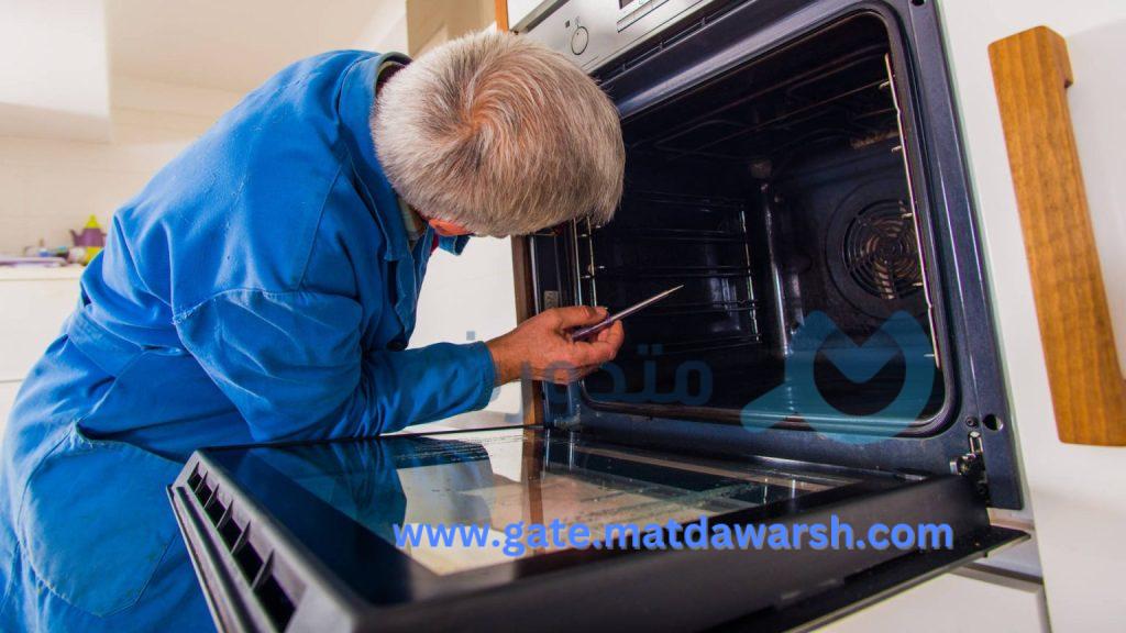 رحلة داخل أفران المطاعم والفنادق: أسرار التنظيف والصيانة